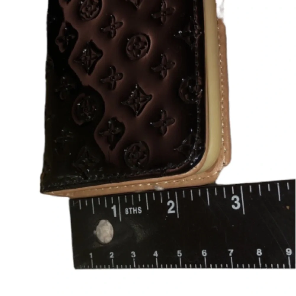 Black Patent Leather LV floral IPhone 6,7,8 magnetic clasp wristlet strap card